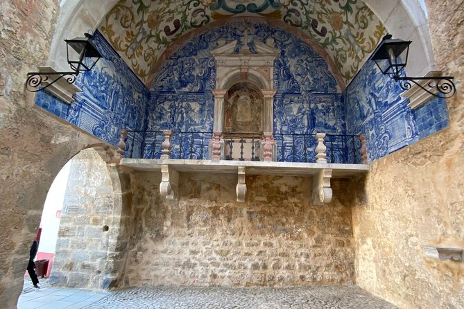 Lisbon to Fatima/Batalha/Nazare & Obidos guided tour 8pax group - Batalha Monastery and Portugal’s Gothic past
