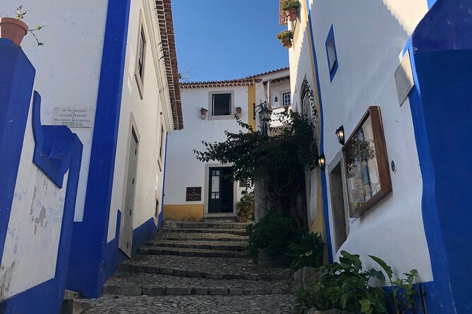 Lisbon to Fatima/Batalha/Nazare & Obidos guided tour 8pax group - Guides make the difference