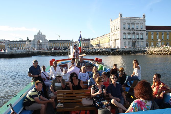 Lisbon Traditional Boats - Express Cruise - 45min - Boarding the Colorful Traditional Vessel