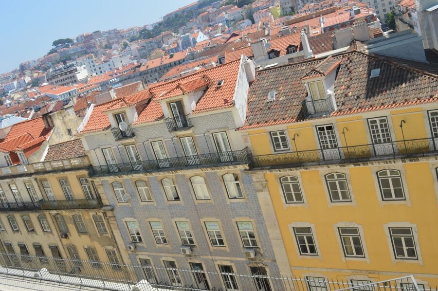 Lisbon: Walking Tour in the Center (Max 12 Participants) - Bairro Alto and a useful breathing stop