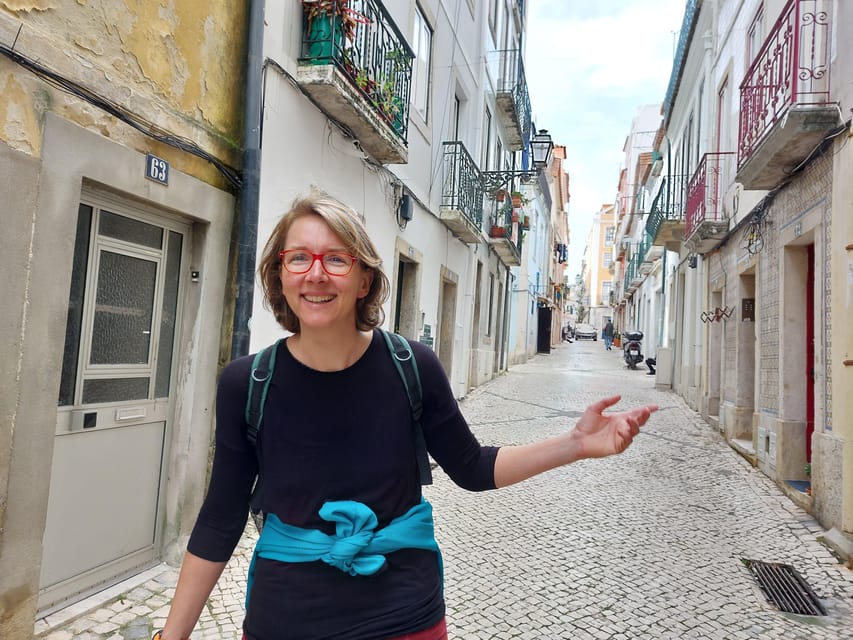 Lisbon: Walking Tour in the Center (Max 12 Participants) - What the three and a half hours really cover