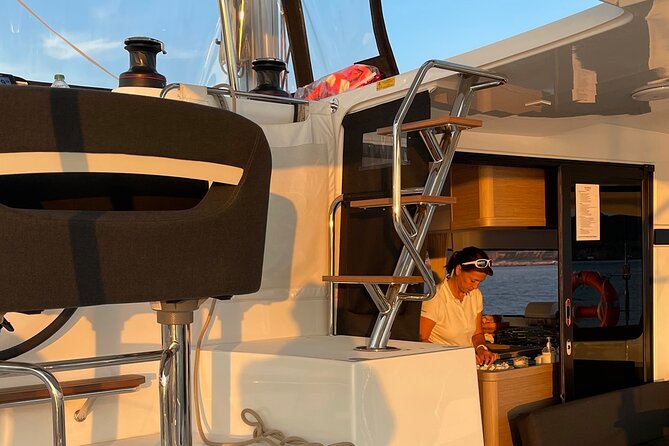LUXURY Catamaran Sunset and Wine cruise - Comfort, weather, and the shared-boat tradeoff