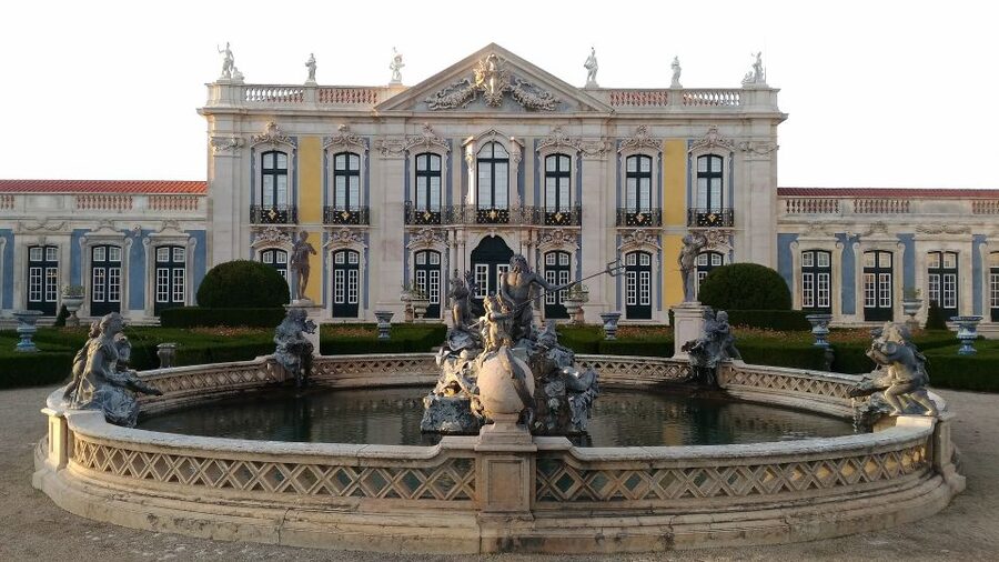 Mafra Convent, Queluz Palace & Ericeira Tour from Lisbon - What to wear and bring