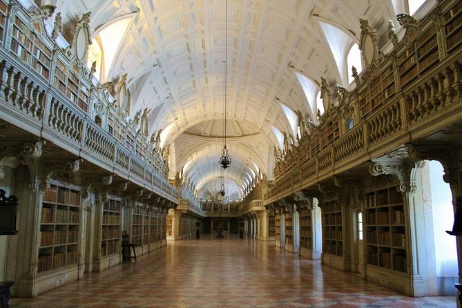 Óbidos historic village and Mafra Palace Private Tour - Mafra Palace: a royal project on a vast scale