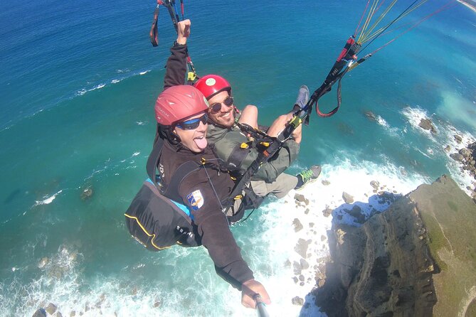 Paragliding Experience near Lisbon - Safety briefing, equipment, and beginner support