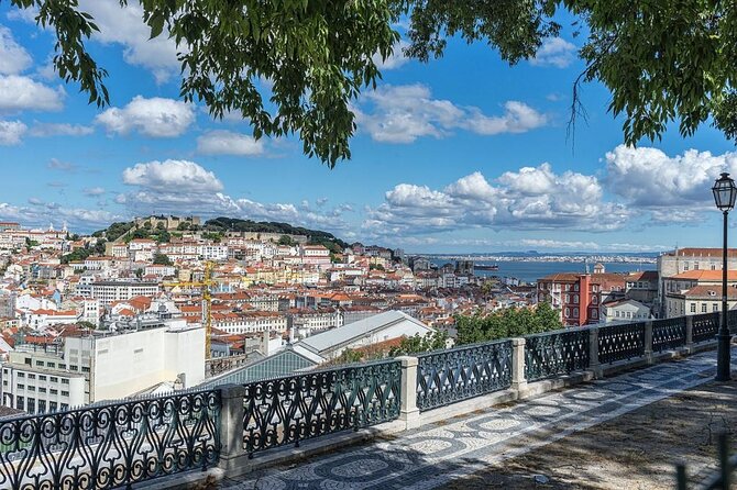 Private 4-Hour Lisbon City Highlights Tour by Tuktuk - São Pedro de Alcântara and Bairro Alto
