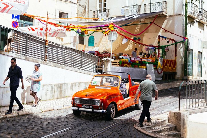 Private City Kickstart Tour: Lisbon - Rossio Square and the central city view