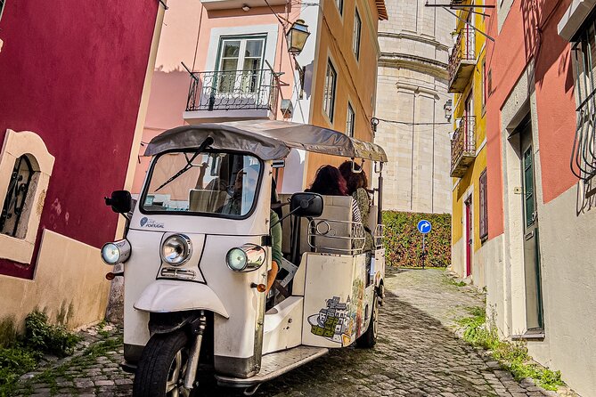 Private Half-Day Eco Tuk Tuk Tour in Lisbon - São Vicente, the National Pantheon, and local character