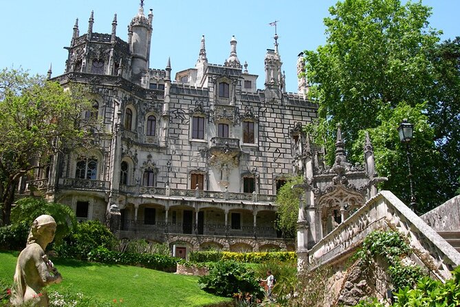 Private Half-Day Tour to Sintra - Private transport is the main convenience