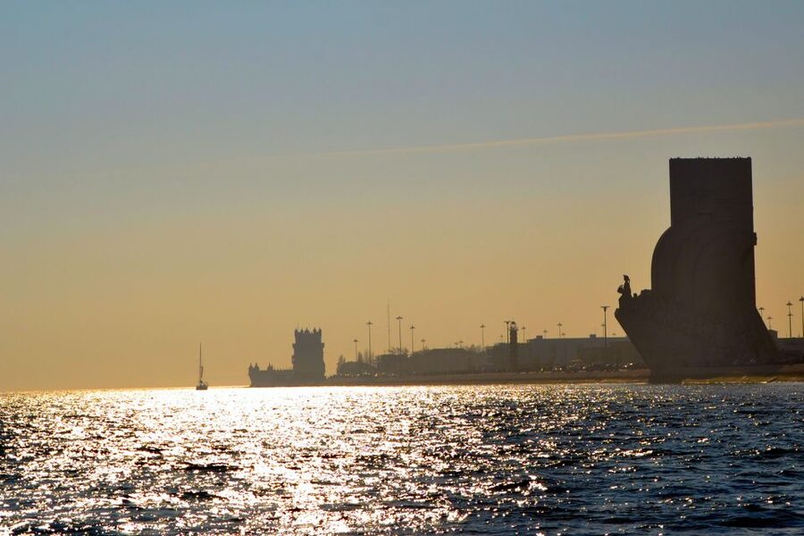 Private Romantic cruise with sparkling wine- 2-Hour- Lisbon - Is $305 a fair price for two?
