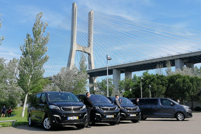 Private Round-Trip Transfer – Lisbon Airport & City Center - Vehicle comfort, luggage, and child seats