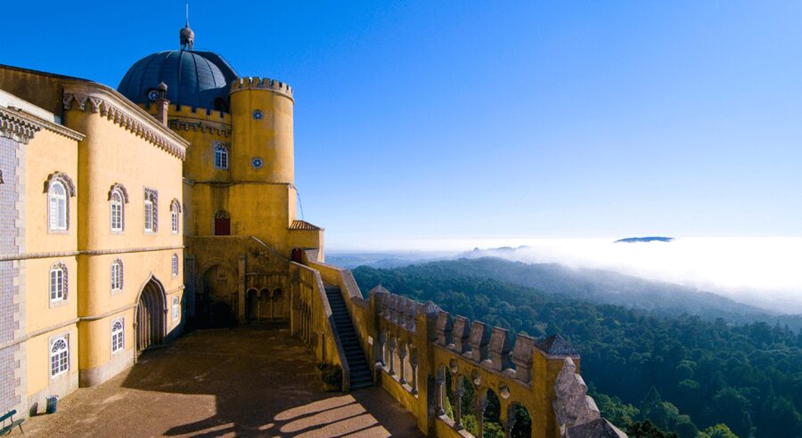 Private Tour : Sintra, Pena palace, Cabo da roca, Cascais - Sintra for lunch and free time
