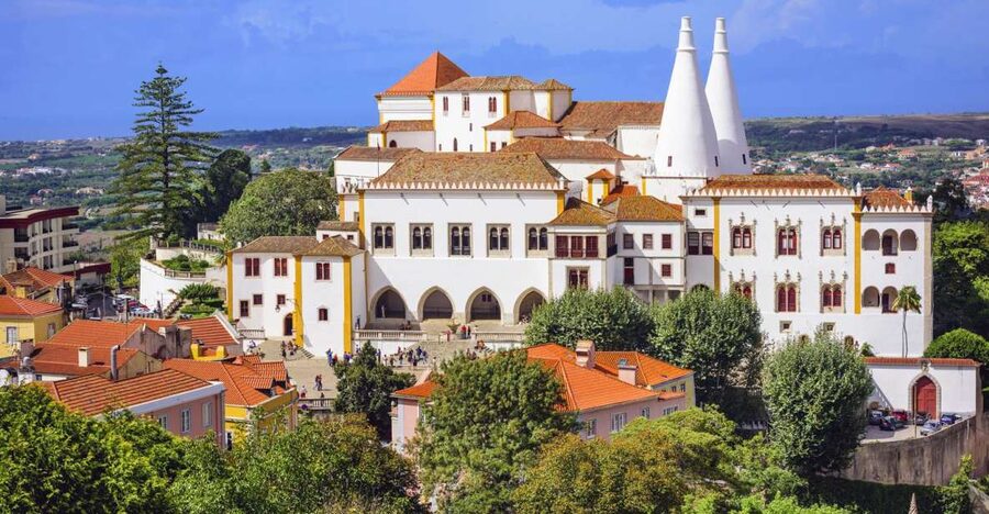 Private Tour - Sintra with Pena Palace and Cascais - The guide and the quality of the day
