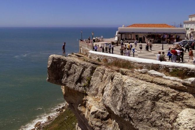 Prívate tour to Fátima, Batalha, Nazaré and Óbidos - Nazaré from the Sítio viewpoint