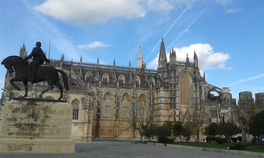 Private Tour to Fatima, Batalha, Nazare, Obidos From Lisbon - Transport, pace, and what to bring
