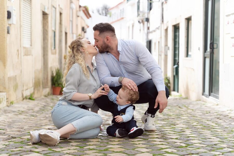 Romantic Photoshoot Experience for Couples in Lisbon - Alfama Gives Your Photos a Real Lisbon Setting