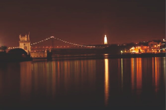 Sail & Dine Sailboat Tour With Sunset - What the private format changes