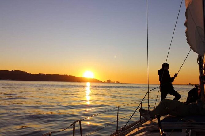 Sailboat Tour in Lisbon with drinks included | Morning and Sunset - Cristo Rei across the water