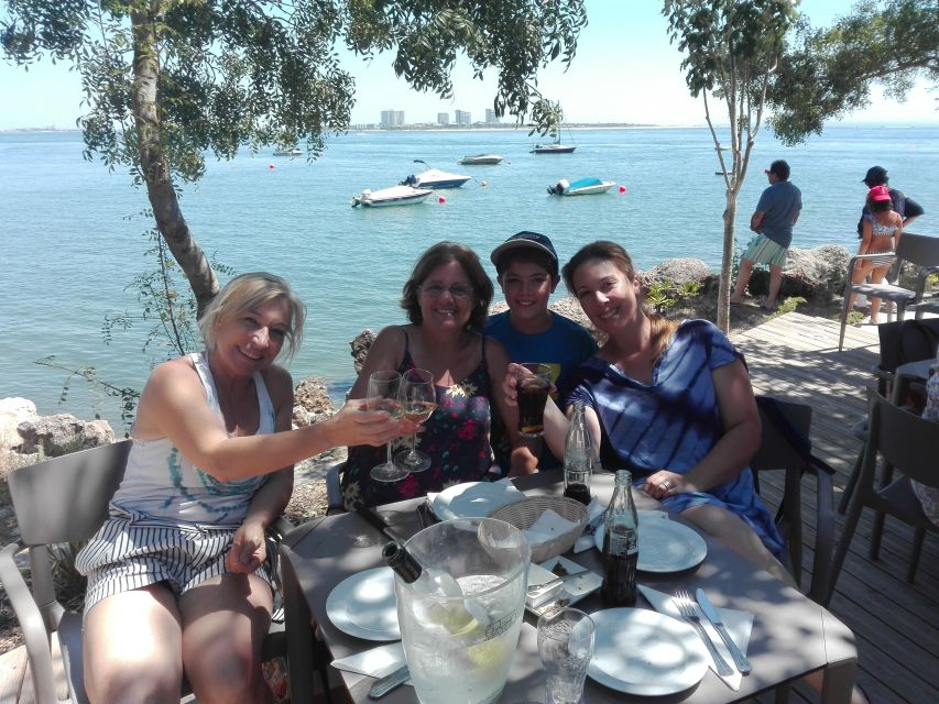 Sesimbra e Arrábida Natural Park: 1 Day Tour & Wine Tasting - A sunset finish at Cristo Rei