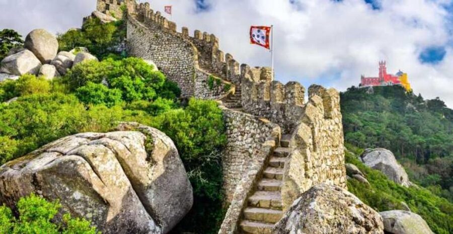 Sintra: Castle of the Moors Skip-the-Line Ticket+Audio Guide - Why the Moorish Castle feels different from Sintra’s palaces