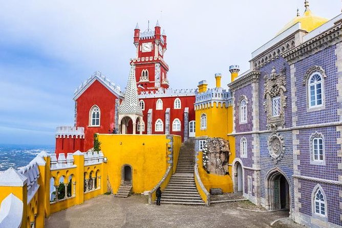 Sintra Deluxe from Lisbon with Pena Palace ticket - The guide can make or break the day