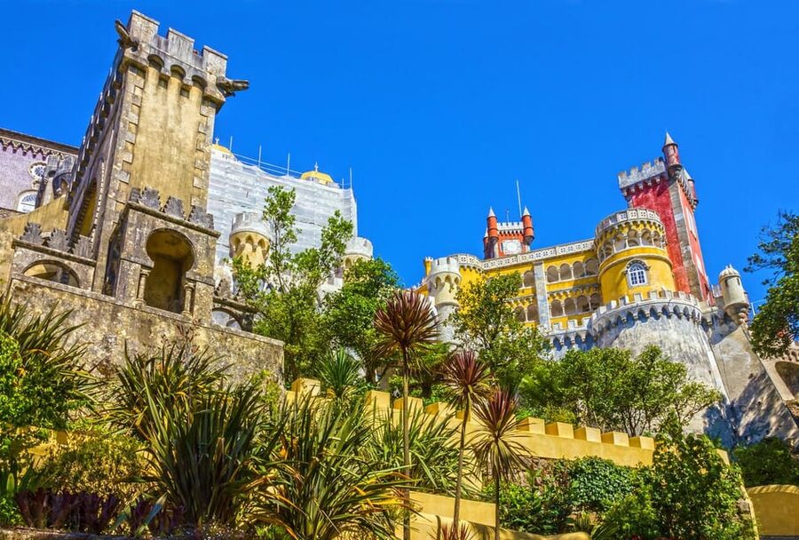 Sintra: Full-Day Deluxe Tour with Pena Palace ticket - Starting at Marquês de Pombal Square