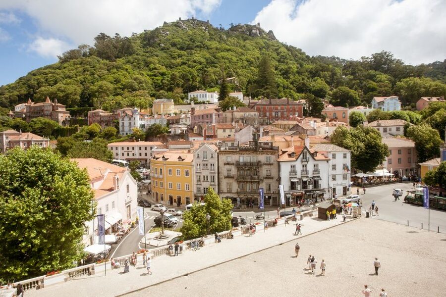 Sintra: Half-Day Tour with Royal Palace Ticket - Inside Sintra’s National Palace