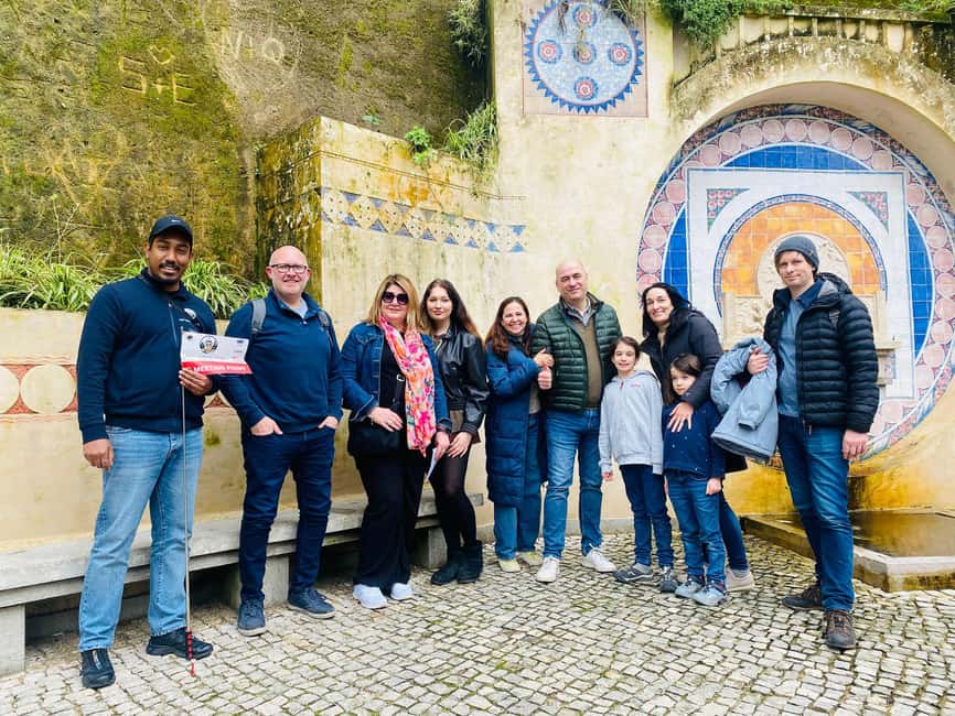 Sintra: Quinta da Regaleira Entry Tickets with Host - Meeting the host near Sintra’s fountain