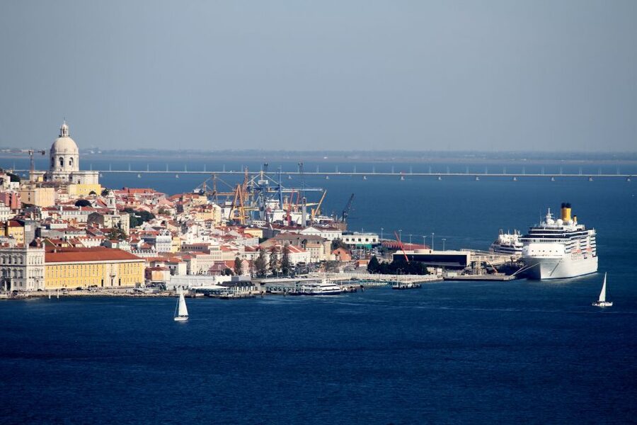 South Lisbon: 3-Hour Christ the King Electric Bike Tour - Downhill streets and the Medieval Museum of Almada