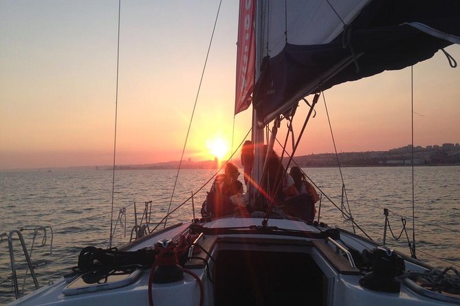 Sunset Sailing Tour On The Tagus River - A closer look at the route and landmarks