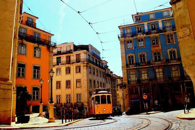The Lisbon City Tour with Tickets - Alfama with a digital walking guide