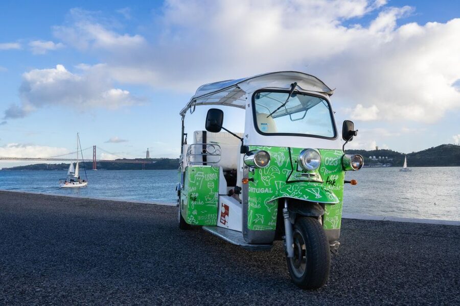 Tuk Tuk Lisbon: Old Lisbon 2-Hour - Rain covers, blankets, and the included ginjinha