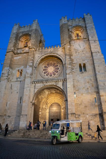 Tuk Tuk Lisbon: Old Lisbon 2-Hour - Praça do Comércio, Baixa, and the Rua Augusta Arch