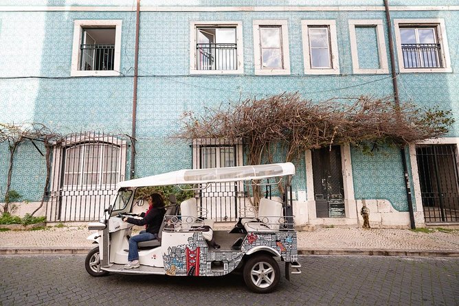 Tuk Tuk Tour in Lisbon's Old Town - Tram 28 - Portas do Sol, Lisbon’s postcard view