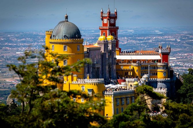 Unforgettable Sintra Tour E-CAR GPS audio-guided route that informs and entertains! - Following the GPS audio route