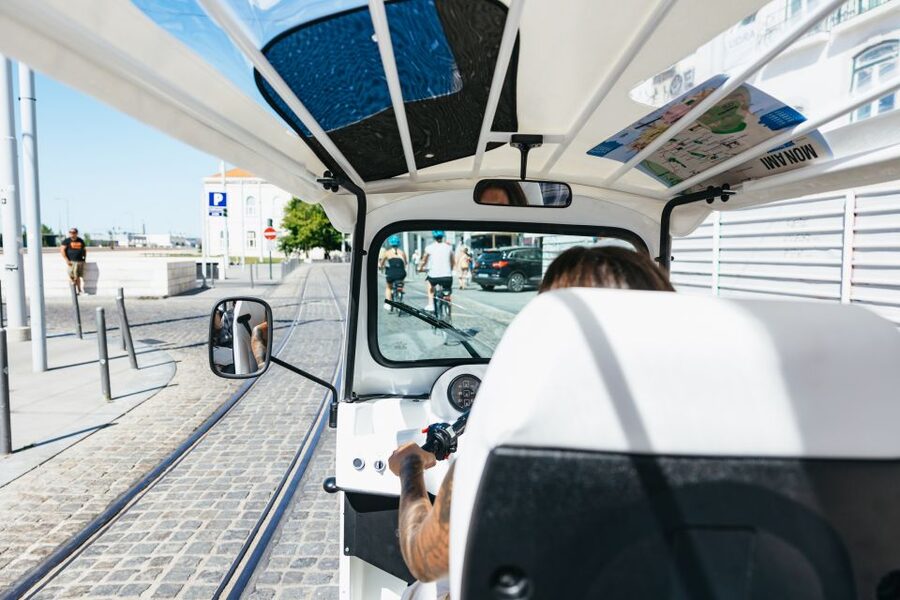 Vadio: Lisbon Old Town Private Tuk Tuk Tour - The National Pantheon and São Vicente de Fora