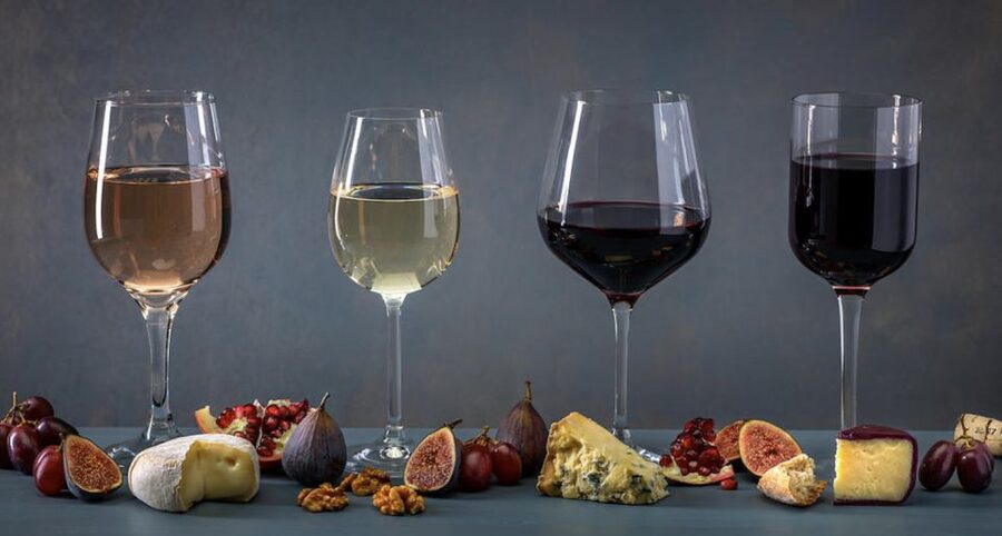 Wine Tasting - Private Half-Day Tour - Choosing between tiles and Arrabida Mountain